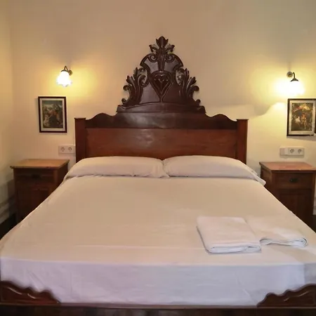 Homeholidaysrentals Historic House Costa Barcelona Villa