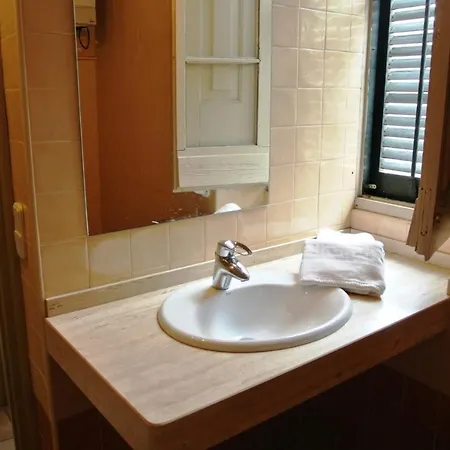 Villa Homeholidaysrentals Historic House Costa Barcelona