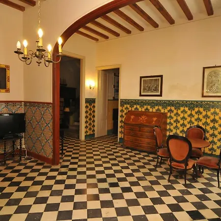 Homeholidaysrentals Historic House Costa Barcelona Villa Calella